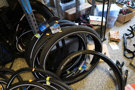 Div. Dæk bl.a. SCHWALBE Marathon Plus 700x38c