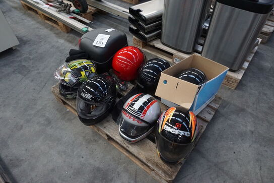 7 stk. Motorcykelhjelme 