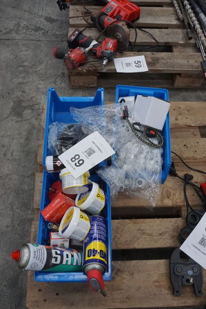 3 kasser med indhold