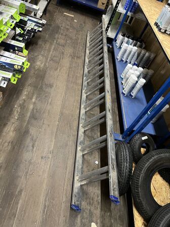2 stk. alustiger 3m