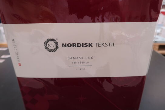 Nordisk Tekstil Juletid damask dug rød 140x320 cm