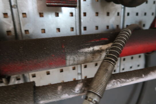 Værktøjstavle med værktøj