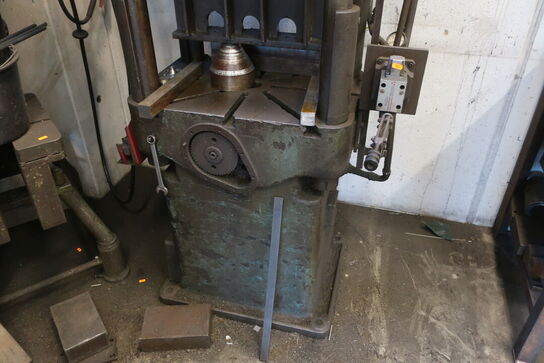 Hydraulisk presse JOHANNESSEN & LUND