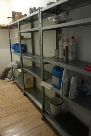 Tøm butikken, alt inventar