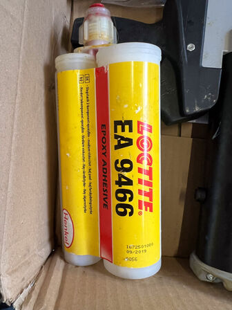 Doseringspistol DM 400 + 2 sæt LOCTITE EA 9466 epoxy lim