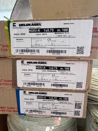 Cables & wires RAMCO & HELUKABEL as well as plastic boxes with lids (see pictures)