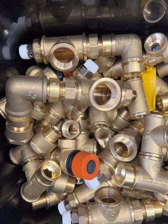 Messingfittings, PETTINAROLI reguleringsventiler, DANFOSS m.v.