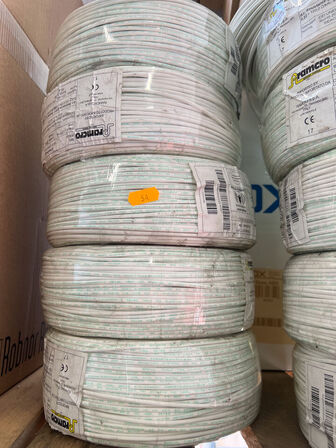 Cables & wires RAMCO & HELUKABEL as well as plastic boxes with lids (see pictures)
