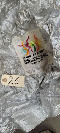 Asorterede fly-tubes, guys og flames. Kommer i en flightcase. Uden blæser