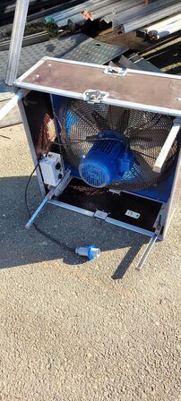 Flyguy 18m Hvid m/2 stk blæsere