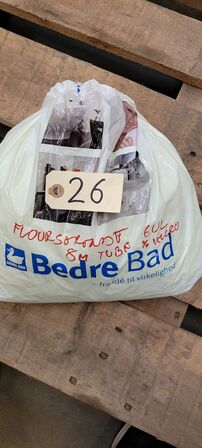 Asorterede fly-tubes, guys og flames. Kommer i en flightcase. Uden blæser