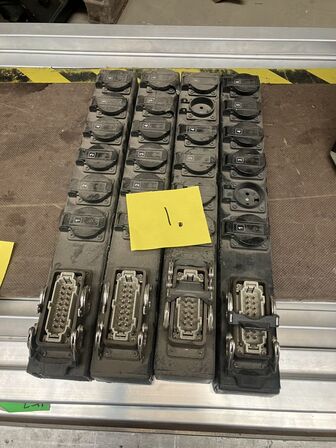 4 stk. Harting stikplanke – 6* LK ud