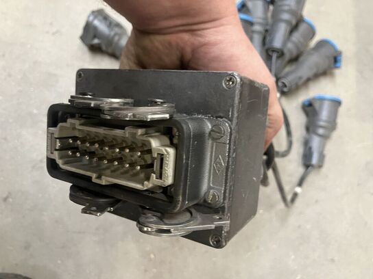 Harting pisk – Harting ind – 8* CEE ud