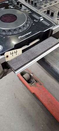 DJ-pult. 2 stk Pioneer CDJ-1000MK3. pioneer Mixer DJM-600