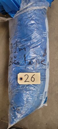 Asorterede fly-tubes, guys og flames. Kommer i en flightcase. Uden blæser