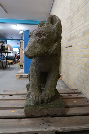 ERIK HEIDE "Hunden" Stenskulptur 1968-69