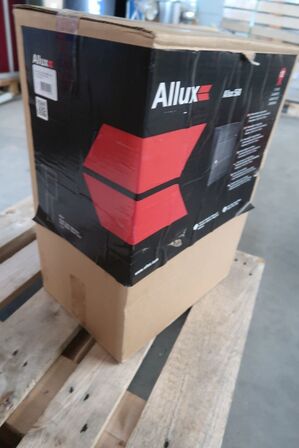 Pakkepostkasse til væg/stander