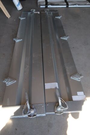 2 stk. trailersider (bagsmæk)