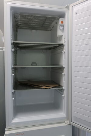 Køle/fryseskab GRAM K8 170/200