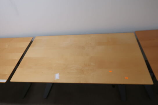 El/hævesænkebord 140x80cm