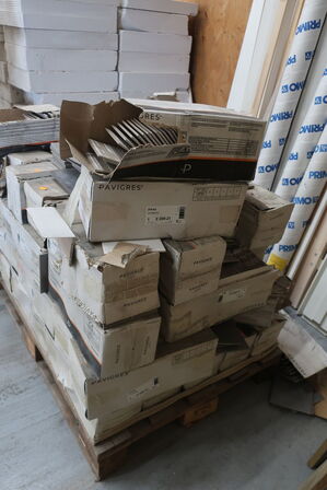 1 pll. fliser PAVIGRES PP44 Uni Estanho 147x147x6 mm