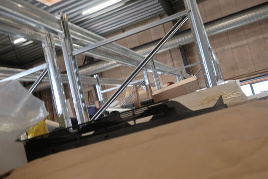 1 pll. blandet materiel til bl.a. facadepuds m.v.