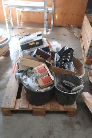 1 pll. blandet værktøj & byggematerialer