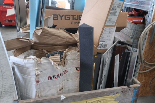 Div. tagmateriel (se billeder)