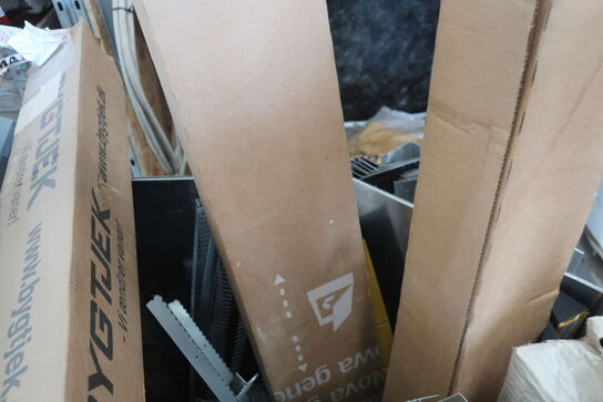 Div. tagmateriel (se billeder)