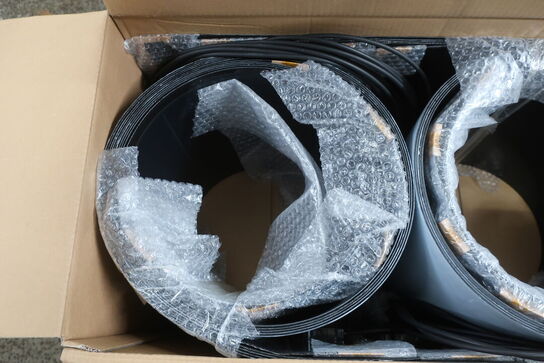 Kasse med 10 stk. solcellepaneler 95W