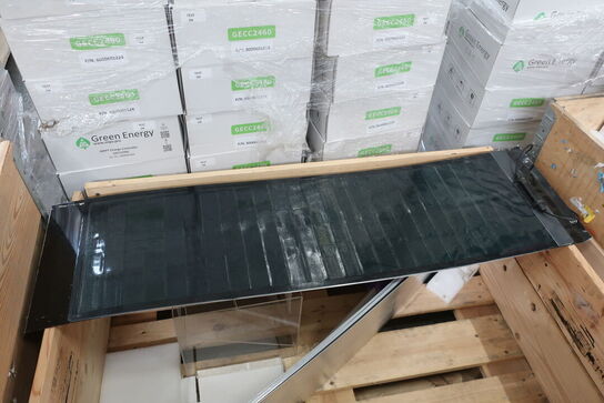 Palle med solcellepanel m.m.