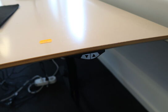 El. hæve/sænke skrivebord