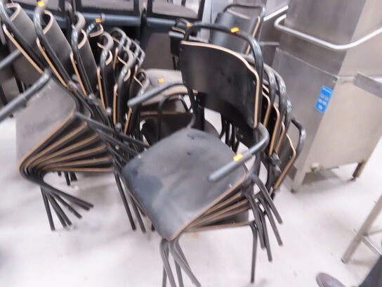 22 stk. stabelbare stole