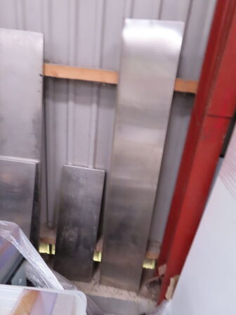 Div. Stålhylder/bordplader