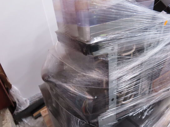 Palle med kaffemaskiner og dele