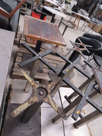 14 stel til cafeborde