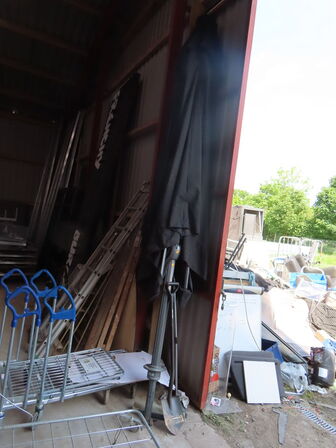 Stor Parasol (ca 4 meter høj)