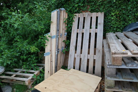 Kabeltromler, EURO-Paller, pallerammer m.m. (alt skal medtages)