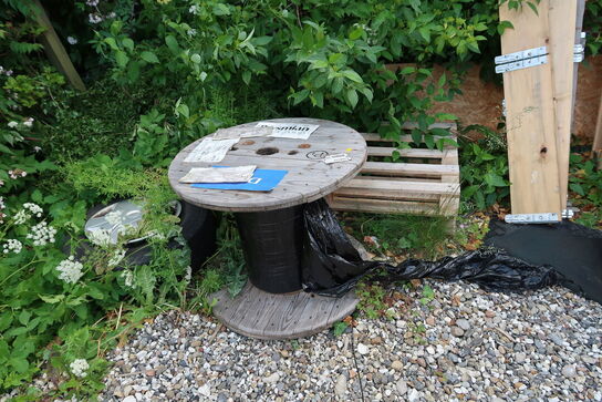 Kabeltromler, EURO-Paller, pallerammer m.m. (alt skal medtages)