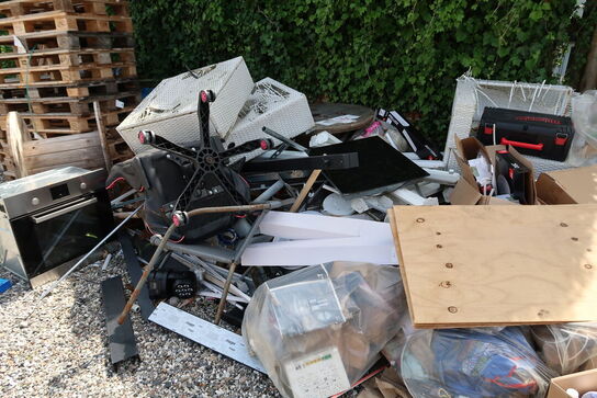 Kabeltromler, EURO-Paller, pallerammer m.m. (alt skal medtages)