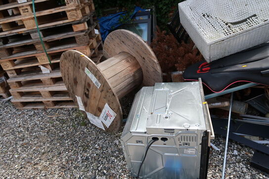 Kabeltromler, EURO-Paller, pallerammer m.m. (alt skal medtages)