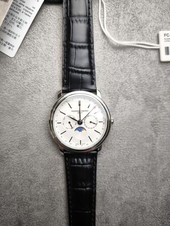 Herreur  FREDERIQUE CONSTANT Classics Business Timer 40 mm quartz