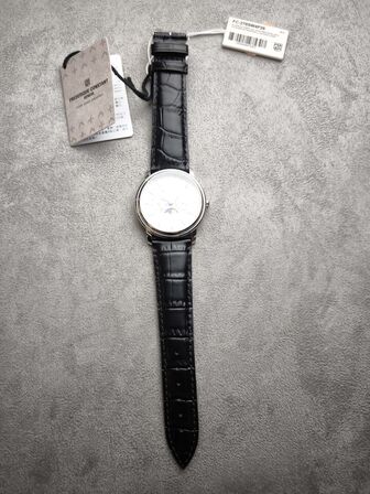 Herreur  FREDERIQUE CONSTANT Classics Business Timer 40 mm quartz