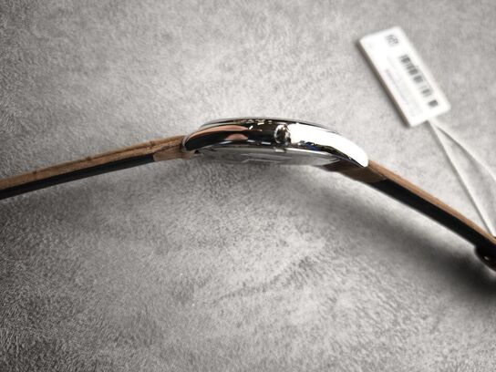 Herreur  FREDERIQUE CONSTANT Classics Index 40 mm quartz