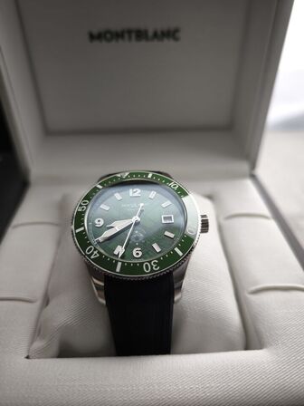 Herreur MONTBLANC 1858 Date 0 Oxygen 41 mm aut.