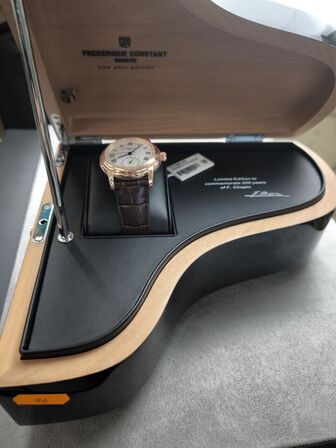 Herreur  FREDERIQUE CONSTANT Manufacture Classic 42mm aut. (se beskrivelse)