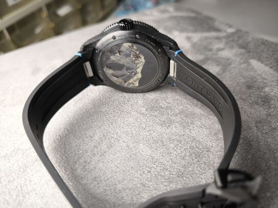 Herreur MONTBLANC 0 Oxygen Lim. Edition 1969 1858 Geosphere Carbo 43.5 mm aut.