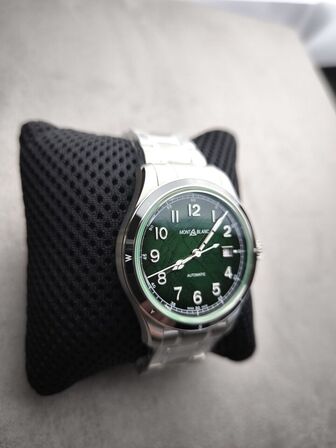 Herreur MONTBLANC 1858 Date 0 Oxygen 41 mm aut.