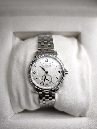 Dameur MONTBLANC Star Legacy small second 32 mm aut.