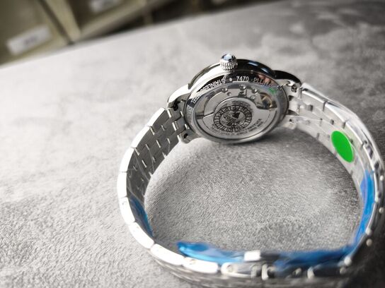 Dameur MONTBLANC Star Legacy Steel Collection small second 32 mm aut.